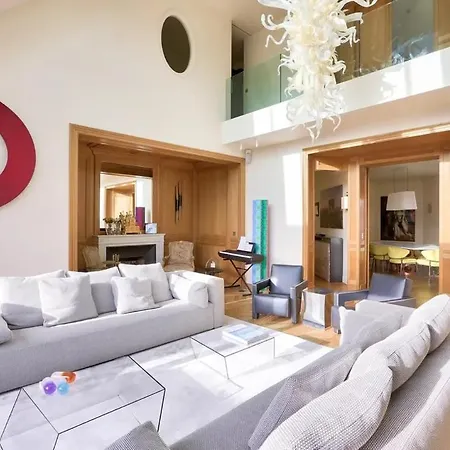 Superb Penthouse View With Terrace *