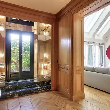 Superb Penthouse View With Terrace Paris
